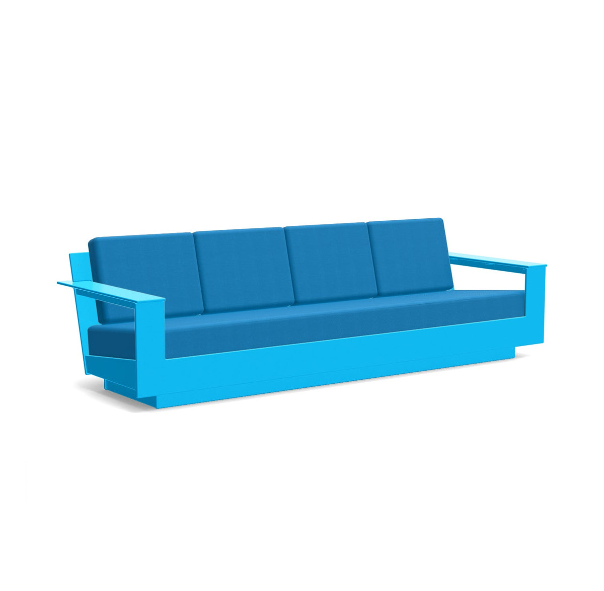 studio shot of nisswa 96 in sky blue with regatta blue cushion